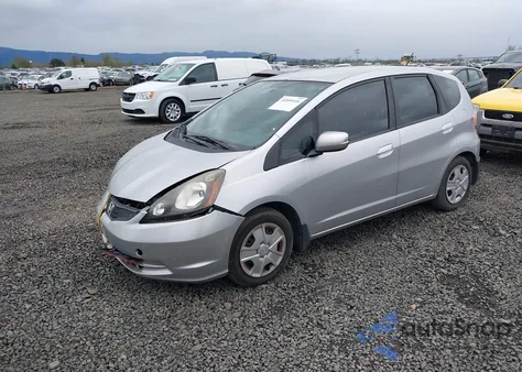 2013 Honda Fit from USA, damaged, VIN JHMGE8H37DC068392